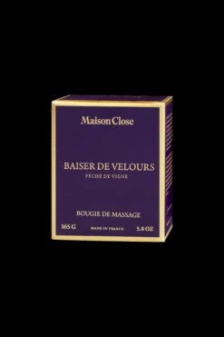 Maison Close Bougie De Massage - Baiser De Velours - Pêche De Vigne 13 Maison Close Bougie De Massage - Baiser De Velours - Pêche De Vigne -Maison Close Soldes 560507 3 2560x3840 1