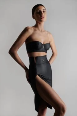 Maison Close Jupe - Chambre Noire -Maison Close Soldes 561429 2022 chambre noire 0842 cf27f71f 6bf5 4c77 9800 277c51a174af