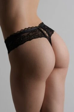 Maison Close String Tanga Ouvrable - Le Petit Secret Dentelle
