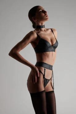 Maison Close Choker - Chambre Noire