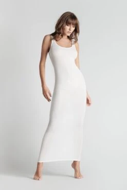 Maison Close Robe Longue - La Femme Amazone 11 Maison Close Robe Longue - La Femme Amazone -Maison Close Soldes 608922 la femme amazone ivoire 1876